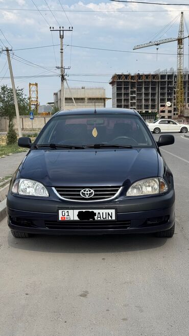 runx alex: Toyota Avensis: 2001 г., 1.8 л, Механика, Газ, Седан
