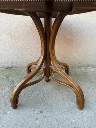 Stilski trpezarijski stolovi: Stari Thonet trpezarijski sto - Španska trska Stari Thonet — 4