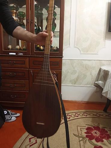 Саз: Satma səbəbim musiqi məktəbi qurtarıb. Real alıcılara endirim var — 2