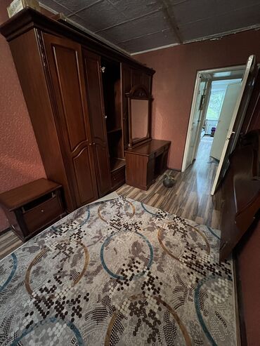3 комнатная квартира в бишкеке купить: 3 бөлмө, Менчик ээси, Чогуу жашоо менен, Эмерексиз, Толугу менен эмереги бар, Жарым -жартылай эмереги бар