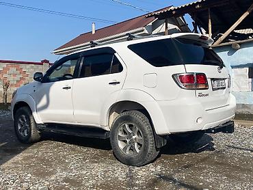старекс 3: Toyota Fortuner: 2006 г., 2.7 л, Автомат, Газ, Внедорожник — 3