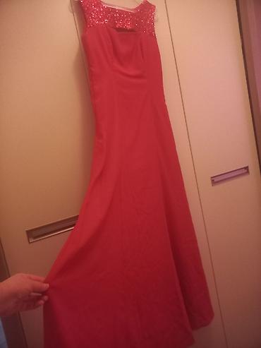 baki_moda_evi ziyafet geyimleri: Bir defe toya geyilib. 200 azn alınıb.Cox gözeldi. Eyinde eladır.45 — 6