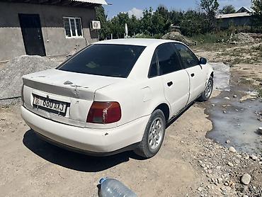smart open: Audi A4: 1995 г., 1.8 л, Механика, Бензин, Седан — 2