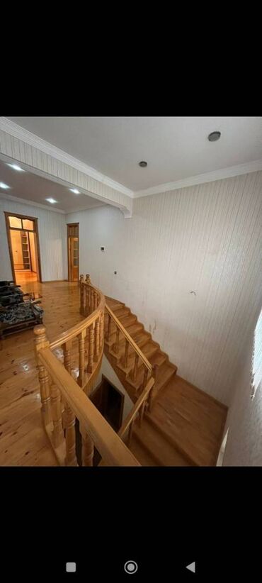 Uzunmüddətli kirayə mənzillər: Binəqədi rayonu Avtovağzal metrosuna yaxın 4 sotun içində 3 otaqlı — 3