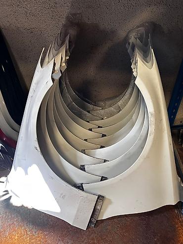 Капоты и комплектующие: Toyota, Новый, Оригинал — 12