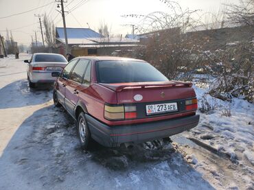 пасат в4: Volkswagen Passat: 1988 г., 1.8 л, Механика, Бензин, Седан