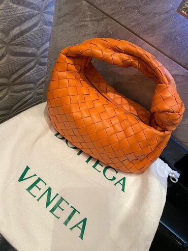 Çantalar: Əl çantası, Bottega Veneta, Yeni