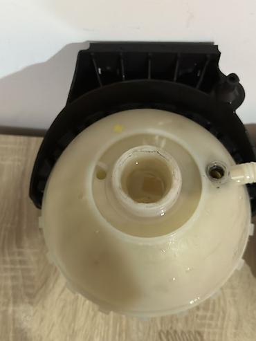 oyun rolu: Məhsul: Elektrik sükan nasosu komplekti Tərkib: - Hidravlik yağ çəni — 3
