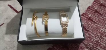часы модные: Браслеты для подарки 1900
В комплекте Часы,и Браслеты