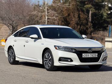 Honda: Honda Accord: 2018 г., 2 л, Вариатор, Гибрид, Седан