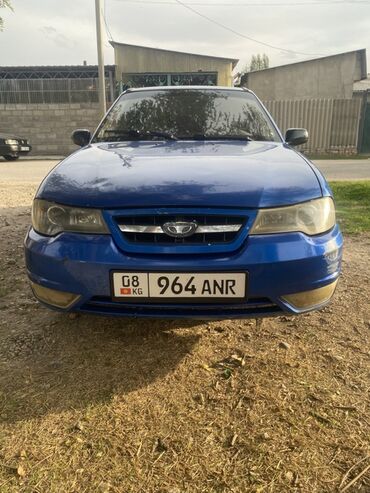 бмв е39 задний бампер: Daewoo Nexia: 2011 г., Седан