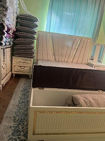 сундуки: Спальный гарнитур, Б/у, Двуспальная кровать, Самовывоз, цвет - Белый — 2