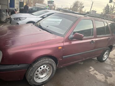 голф моно: Volkswagen Vento: 1994 г., 1.8 л, Механика, Бензин, Универсал