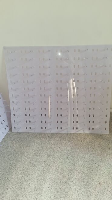 led экраны для наружной рекламы цена: Продаются витрины для очков новые.
Размеры: 110см.×85см.- 4 штуки