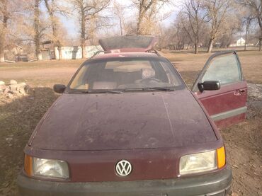 Volkswagen: Volkswagen Passat Variant: 1988 г., Механика, Бензин, Универсал — 4