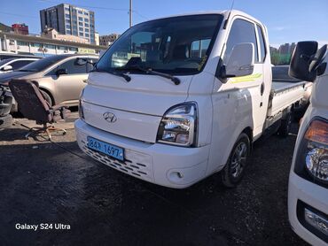 свежее пригнан: Hyundai Porter: 2020 г., 0.1 - engine capacity л, Робот, Электромобиль, Пикап