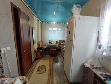 дом на ошском рынке: 56 м², 4 комнаты, Старый ремонт С мебелью