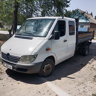 Кузовные детали: Бортовой фургон‑будка/надстройка на легкий грузовик (тип Mercedes — 5