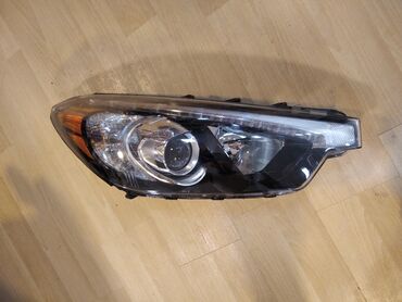 traktor farası: Sağ, Kia, 2014 il, Orijinal, İşlənmiş