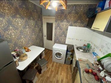 сдаю квартиру район рабочий городок: 2 бөлмө, 43 кв. м, 104-серия, 3 кабат, Косметикалык ремонт