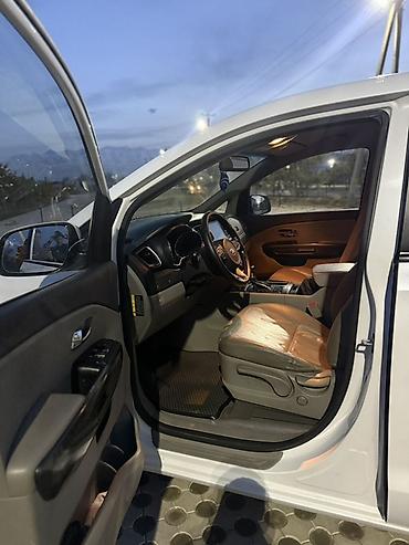 Kia: Kia Carnival: 2017 г., 2.2 л, Автомат, Дизель, Минивэн — 8