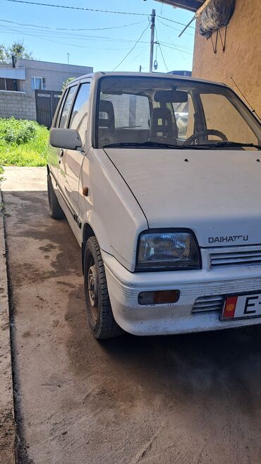 гигант кузов: Daihatsu Cuore: 1989 г., 0.8 л, Механика, Бензин
