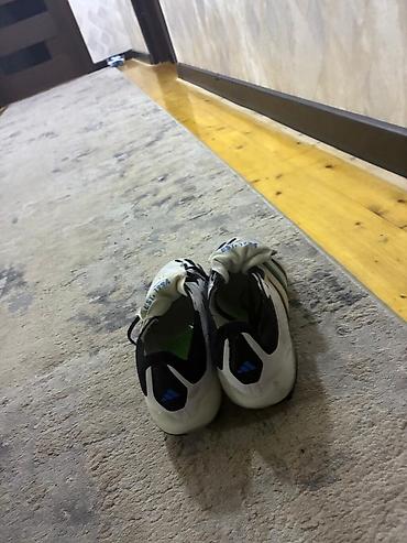 zerb aleti: Butslar Adidas, Ölçü: 42, Yeni — 3