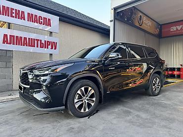 highlander 2017: Toyota Highlander: 2021 г., 2.5 л, Автомат, Гибрид, Кроссовер — 2
