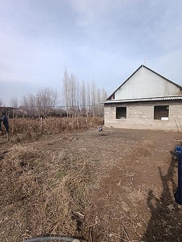 Продажа коттеджей и домов: 📌В селе Беловодское в районе лицея продается дом из 7 комнат на — 18