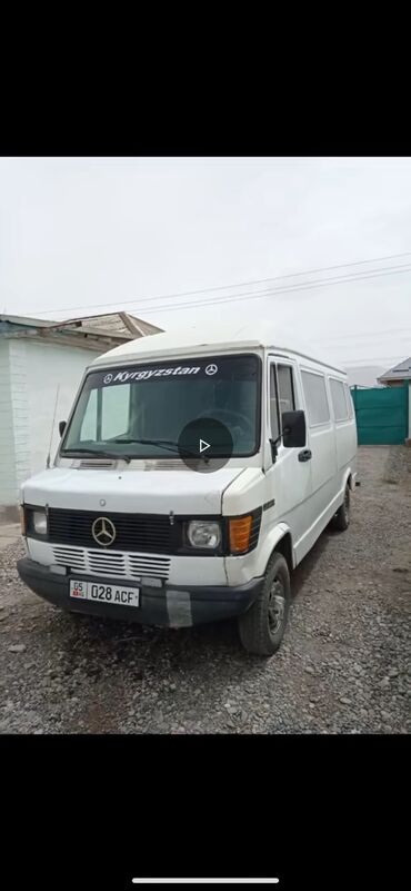 Mercedes-Benz: Mercedes-Benz : 1988 г., 2.9 л, Механика, Дизель, Бус