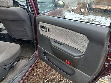 Mitsubishi: Mitsubishi Space Wagon: 1994 г., 2 л, Механика, Бензин, Минивэн — 8