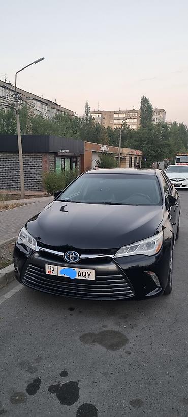 хром пленка: Toyota Camry: 2017 г., Гибрид, Седан — 3