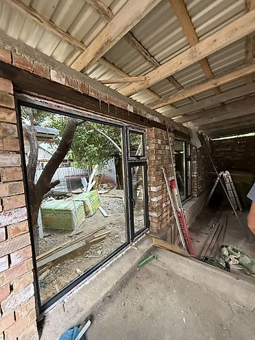 prima construction: Алюминиевое окно на заказ, Тип окна: Витражные, Панорамные, Фасадные, Декоративные особенности: Фрамуга, Бесплатная установка, В рассрочку — 9