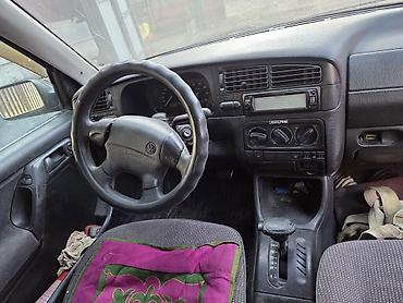 салон на гольф 2: Volkswagen Golf: 1997 г., 2 л, Автомат, Бензин, Хэтчбэк — 9