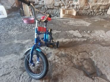velosipetlerin qiymeti: İşlənmiş Dörd təkərli Uşaq velosipedi 12", Ünvandan götürmə