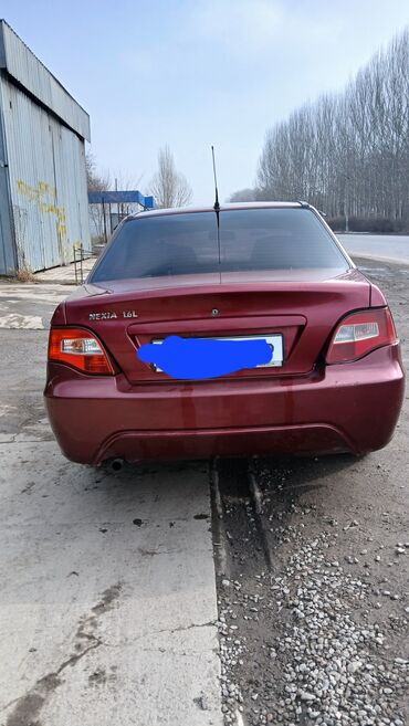 некая: Daewoo Nexia: 2010 г., 1.6 л, Механика, Бензин