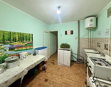 продаю 3 х квартиры: 1 комната, 13 м², ул. Московская / Ибраимова Гостиничный тип, 2 этаж, Свежий ремонт — 4