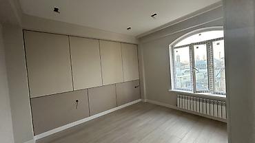 Продажа коттеджей и домов: Срочно продаю двухэтажный дом в Арча-Бешике. Улица Бердибаева — 4