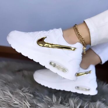 Women's Sneakers and athletic shoes: Nike, 38 — 3