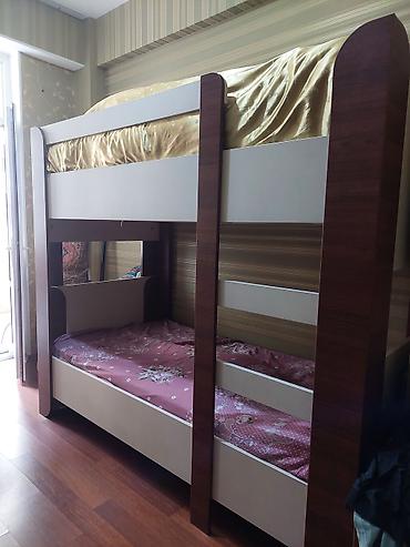 embawood usaq carpayilari: İki mərtəbəli uşaq/yeniyetmə çarpayı yaxşı vəziyətdədir. Marka — 1