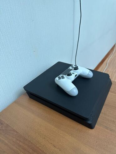 скачать игры на пс3: Sony ps4 500 гб все в идеале, в комплекте 1 джостик