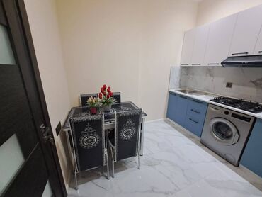 Uzunmüddətli kirayə mənzillər: Xalqlar metrosu 272 nömrəli məktəbin yanı 17 mərtəbəli binanın 17-ci — 6