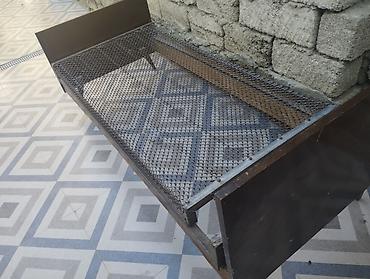 Çarpayılar: Metal torlu çarpayı/karyola - Karkas: möhkəm metal konstruksiya - — 1