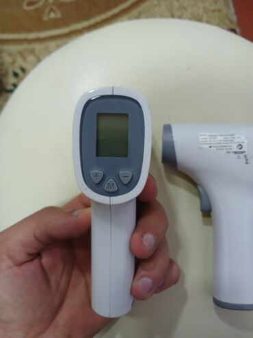 termometir: Infraded termometer teze kimidir 3v 2 AAA batareya .1 ededi 35 azn