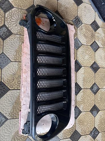 Решетки радиатора: Решетка радиатора Ford 2021 г., Новый, Оригинал — 10