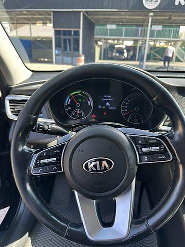 Продажа авто: Kia K5: 2018 г., 2 л, Автомат, Гибрид, Седан — 6