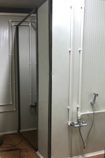 Konteynerlər: 6 və 12 metrlik konteynerlər. Ofis, anbar və soyuducu tipli — 6