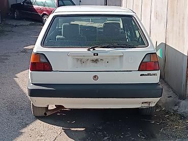 Volkswagen: Volkswagen Golf: 1990 г., 1.8 л, Механика, Бензин, Хэтчбэк — 4