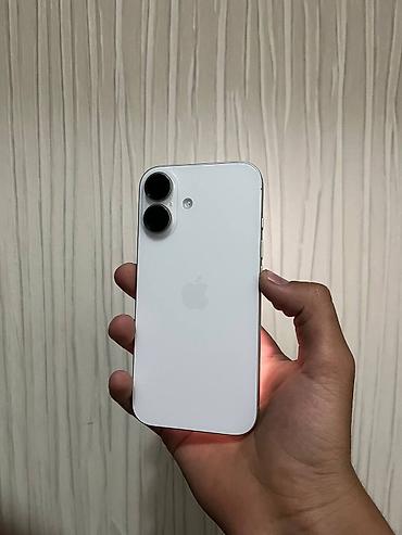 aiphone 15: IPhone 16, Б/у, 128 ГБ, Белый, Кабель, 56000 % — 2