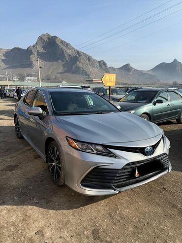 Toyota: Toyota Camry: 2020 г., 2.5 л, Автомат, Гибрид, Хэтчбэк